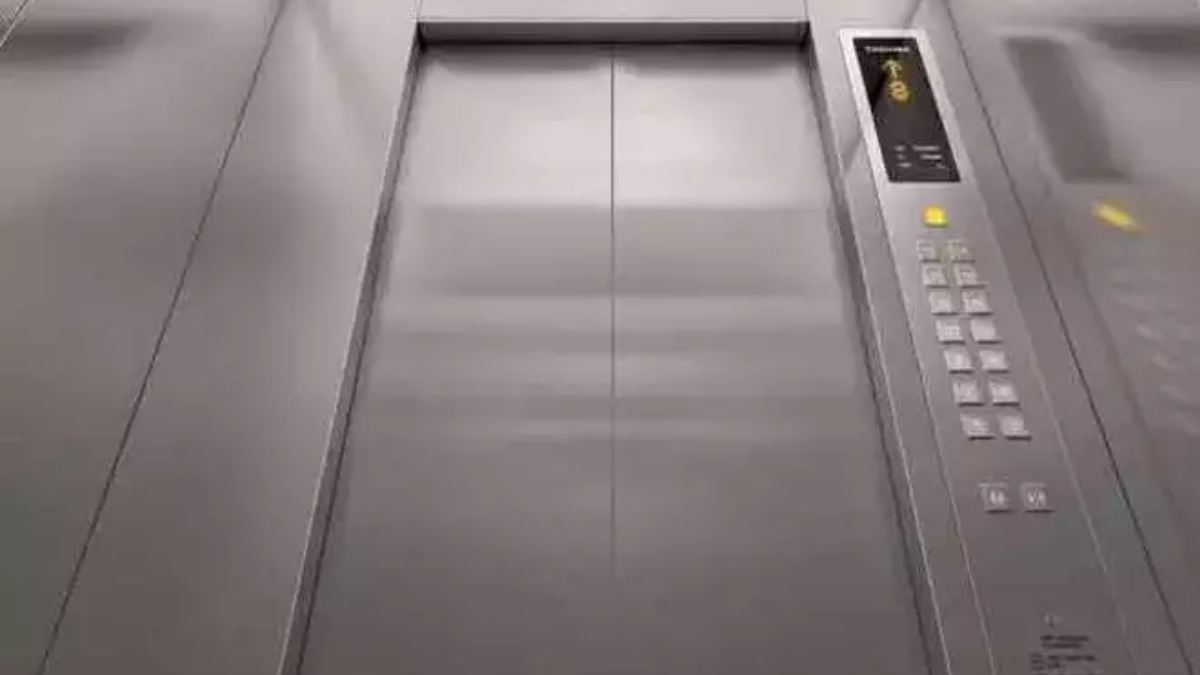 Lift Falls From 8th Floor