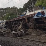 Due to the derailment of a goods train at Palghar Yard all down local trains will run up to Virar station till further information.
