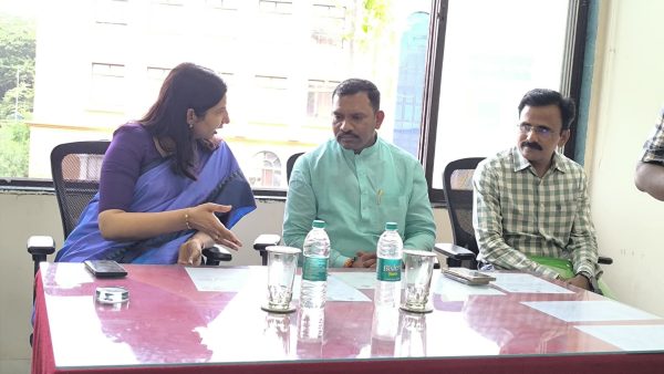 नागरिक सुरक्षा प्रशिक्षण शिविर में शामिल स्वयंसेवक और मौजूद अतिथि, पालघर 2025