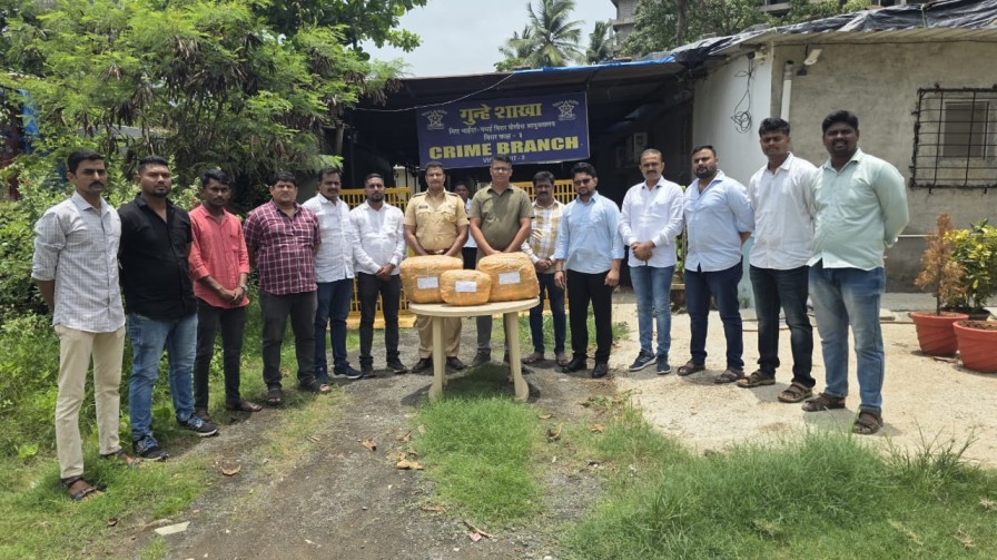 Crime Branch Unit-3 in Nallasopara arrested a woman with 20.171 kg ganja; case registered under 286/2025.