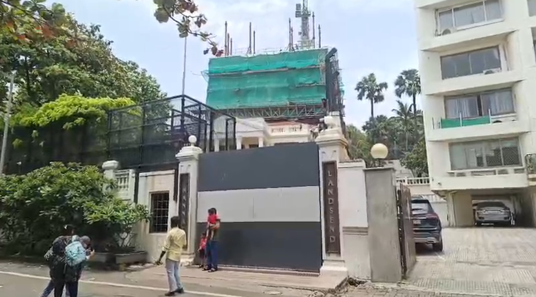 शाहरुख खान मन्नत CRZ जांच