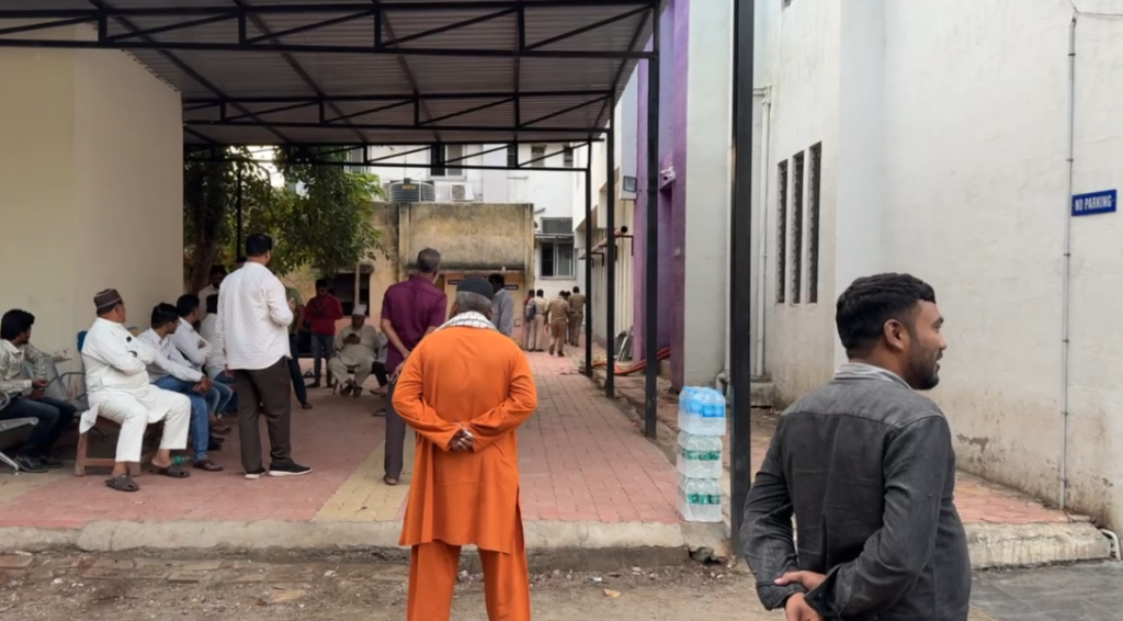 छत्रपति संभाजीनगर सड़क हादसा: 3 किशोरों की मौत, 2 घायल