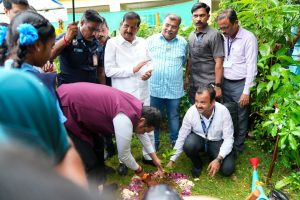 Devendra Fadnavis in Palghar
