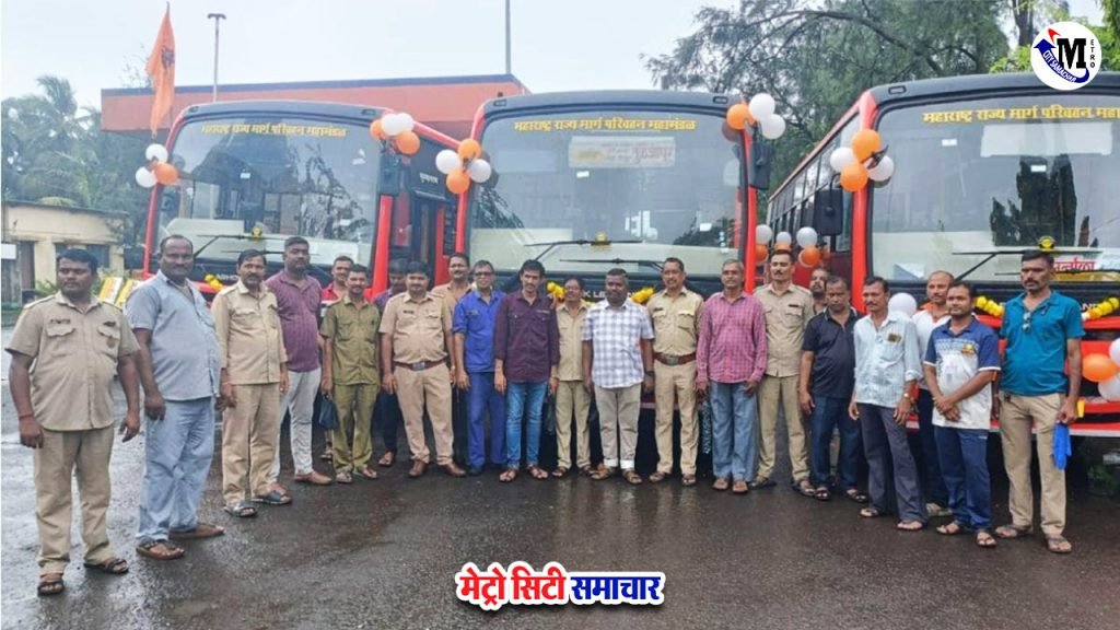 sneha-dubey-at-bus