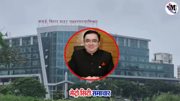 ईडी की टीम वसई-विरार में अनिल कुमार पवार के घर तलाशी लेते हुए