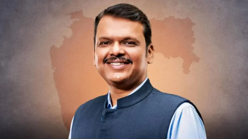 फडणवीस ने महायुति मंत्रियों को दी चेतावनी, विवादित बयानों से बचने का कहा