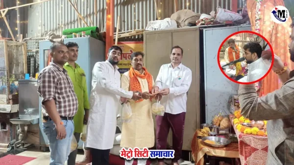 विलेपार्ले पूर्व के पिंपलेश्वर महादेव मंदिर में जन्माष्टमी उत्सव