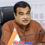 नितिन गडकरी VNIT नागपुर में भाषण देते हुए