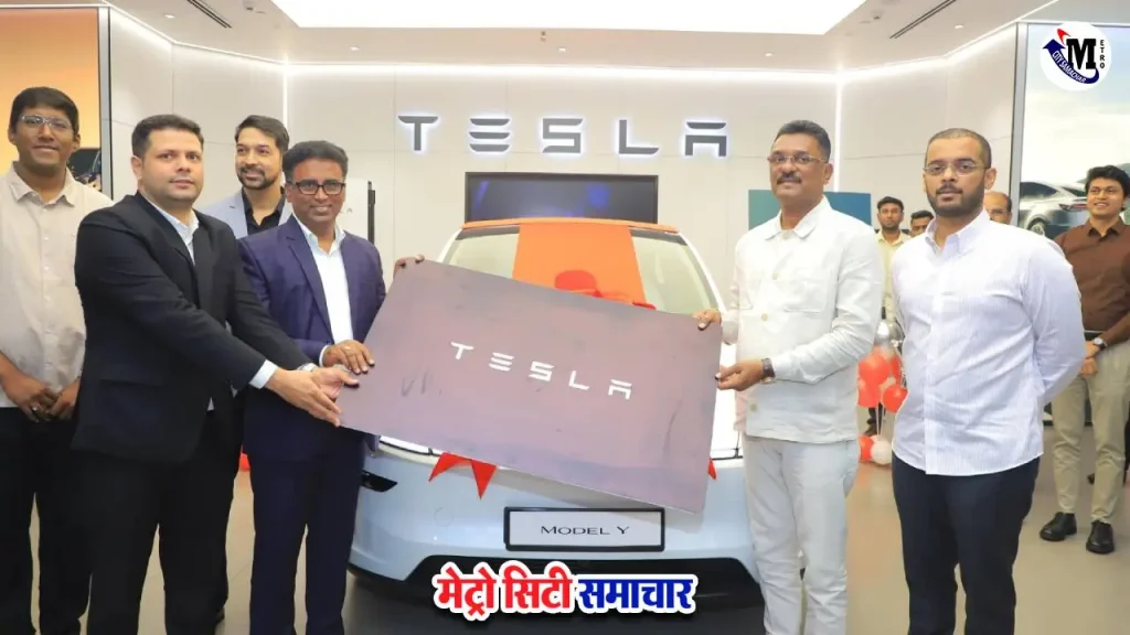मुंबई में प्रताप सरनाईक बने भारत में टेस्ला कार के पहले ग्राहक
