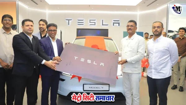 मुंबई में प्रताप सरनाईक बने भारत में टेस्ला कार के पहले ग्राहक
