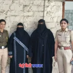 पुणे में फर्जी IPS मां-बेटी जूते की दुकान में ठगी करते हुए सीसीटीवी फुटेज