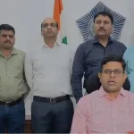 मुंबई क्राइम ब्रांच द्वारा फर्जी डीसीपी बनकर सरकारी नौकरी और तबादले के नाम पर ठगी करने वाले गिरोह के चार आरोपी गिरफ्तार।