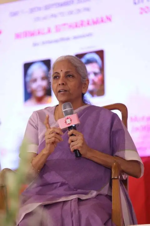केंद्रीय वित्त मंत्री निर्मला सीतारमण ने शनिवार को कहा कि यदि भारत विभिन्न क्षेत्रों में तकनीक और नवाचार को व्यापक रूप से अपनाता है, तो देश वर्ष 2047 तक 'विकसित भारत' बनने की दिशा में 10 प्रतिशत से अधिक की आर्थिक वृद्धि दर भी हासिल कर सकता है